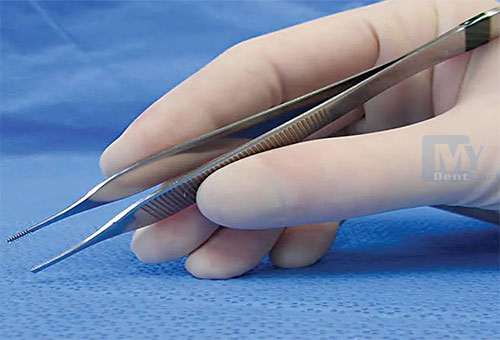 GDC Tissue forcep